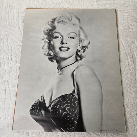 Marilyn Monroe EUC vintage 80s print #382 black white 16 x 20 inches  unframed - Picture 2 of 9